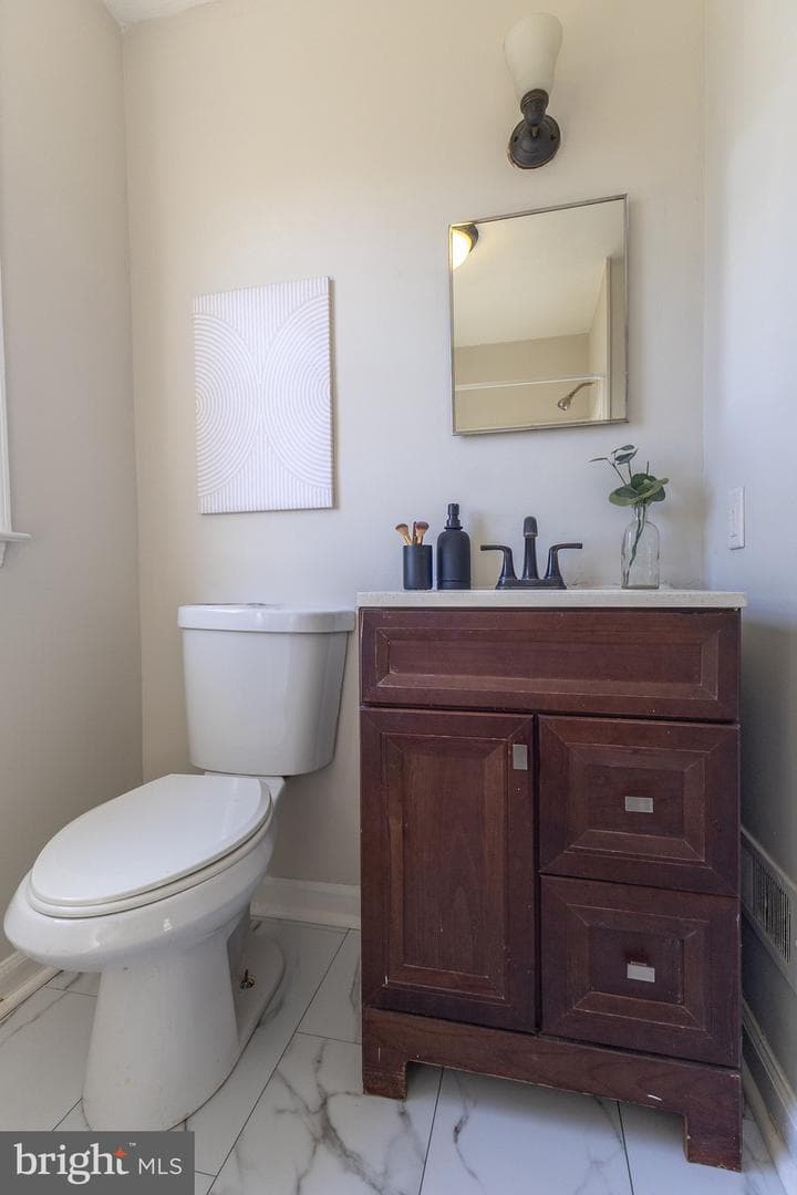 618 Wilson Avenue photo 27