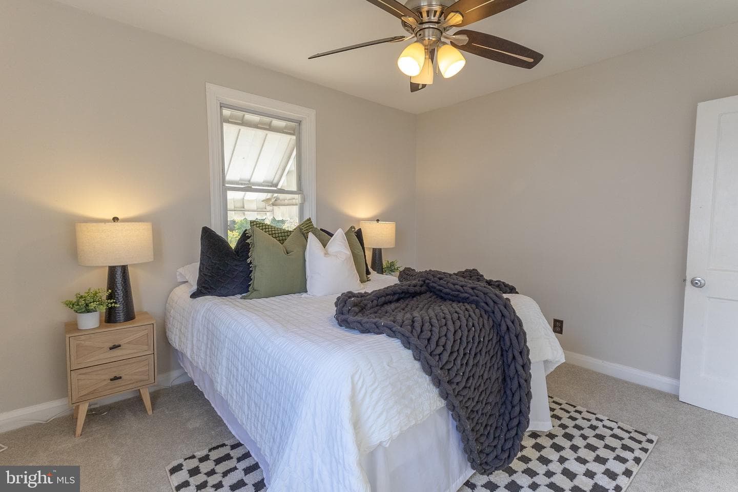 618 Wilson Avenue photo 31
