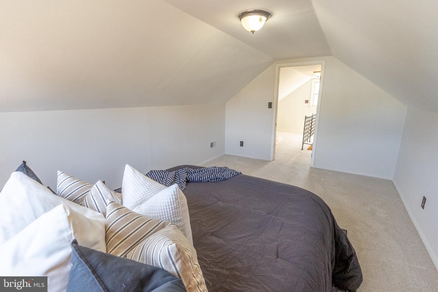 618 Wilson Avenue photo 47