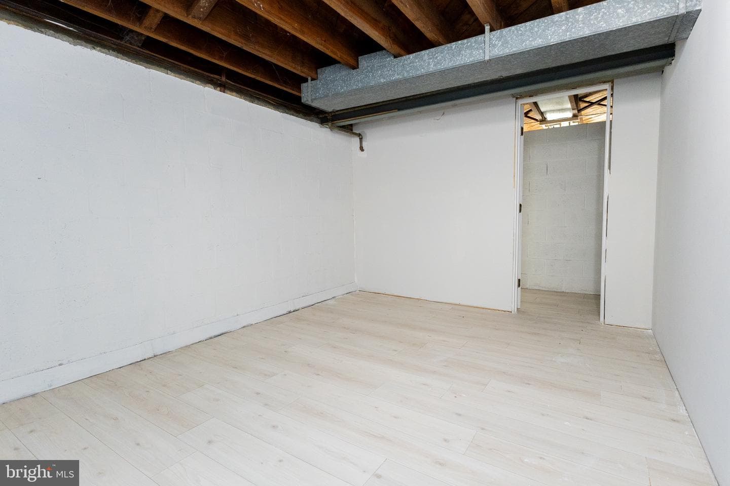 618 Wilson Avenue photo 55