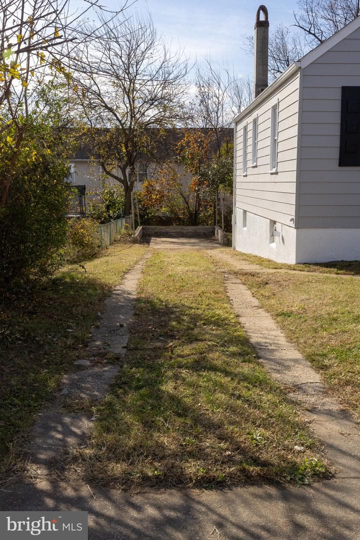 618 Wilson Avenue photo 64