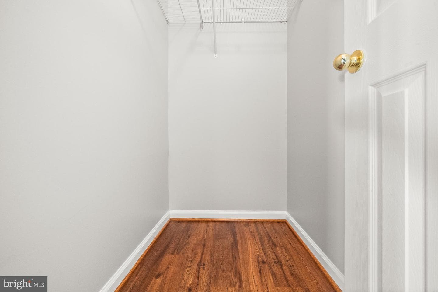 826 Lowe Road photo 16