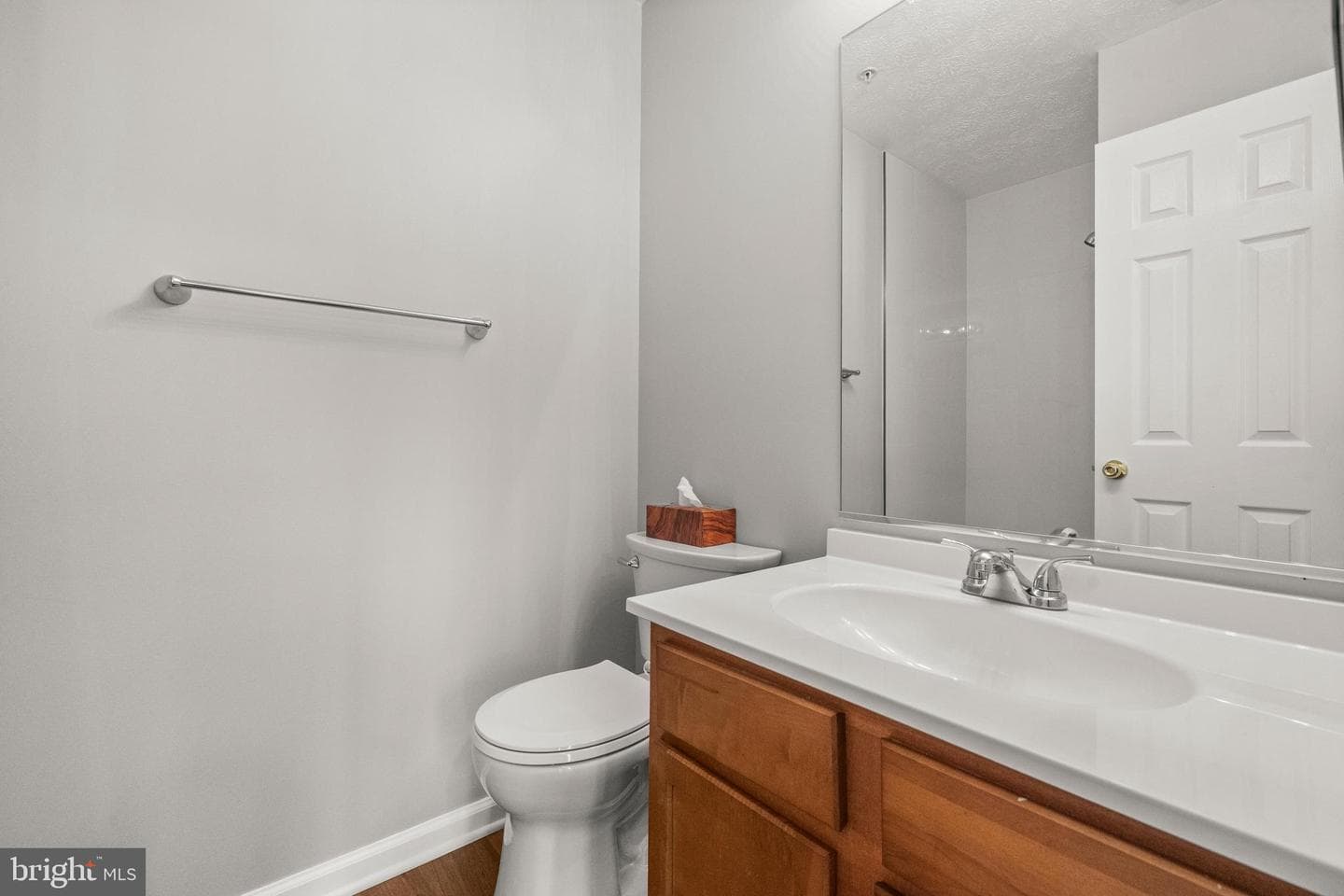 826 Lowe Road photo 23