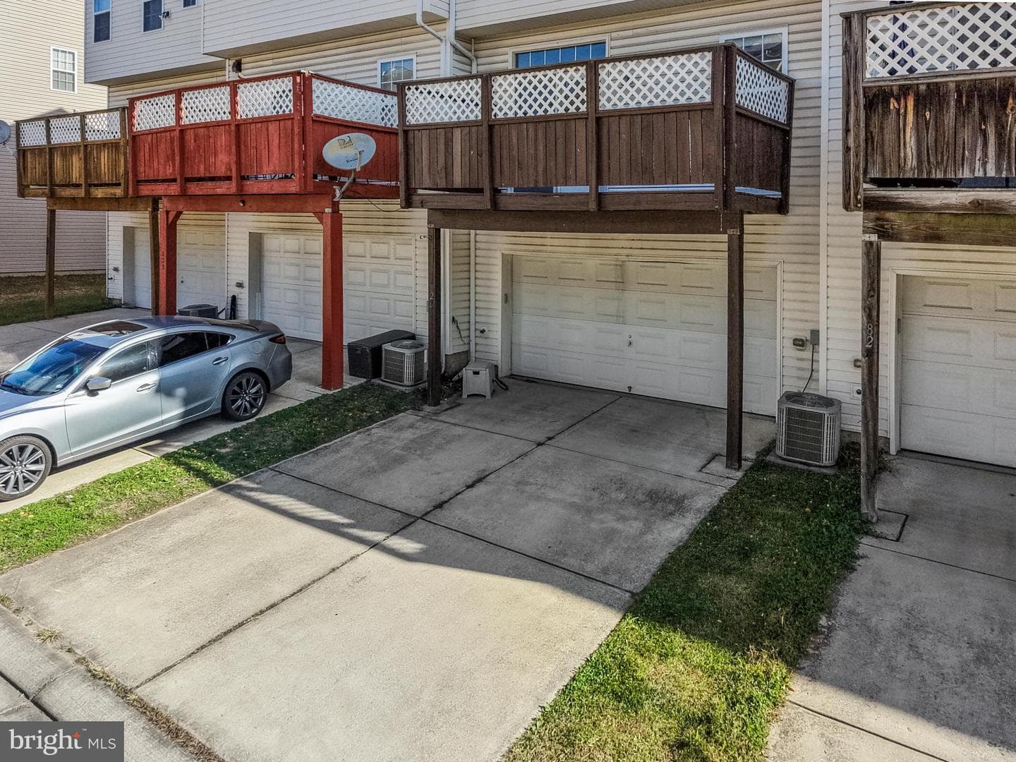 826 Lowe Road photo 27