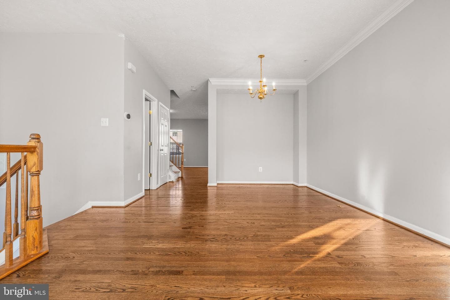 826 Lowe Road photo 5