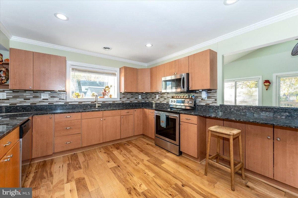 1306 Third Road photo 12