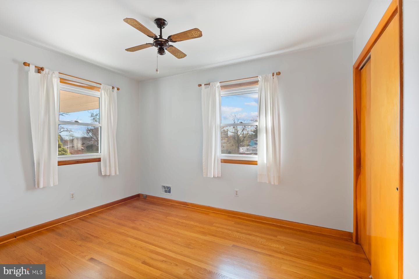 8301 Overmont Road photo 18