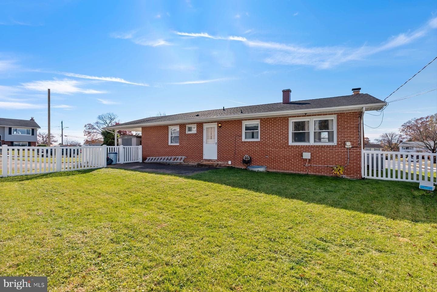 8301 Overmont Road photo 27
