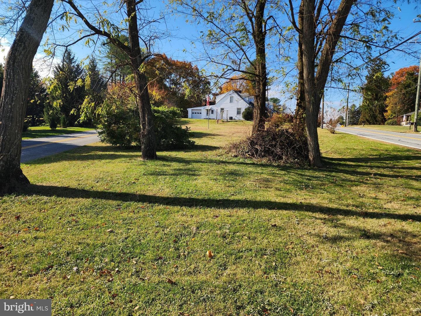745 Monkton Road photo 37