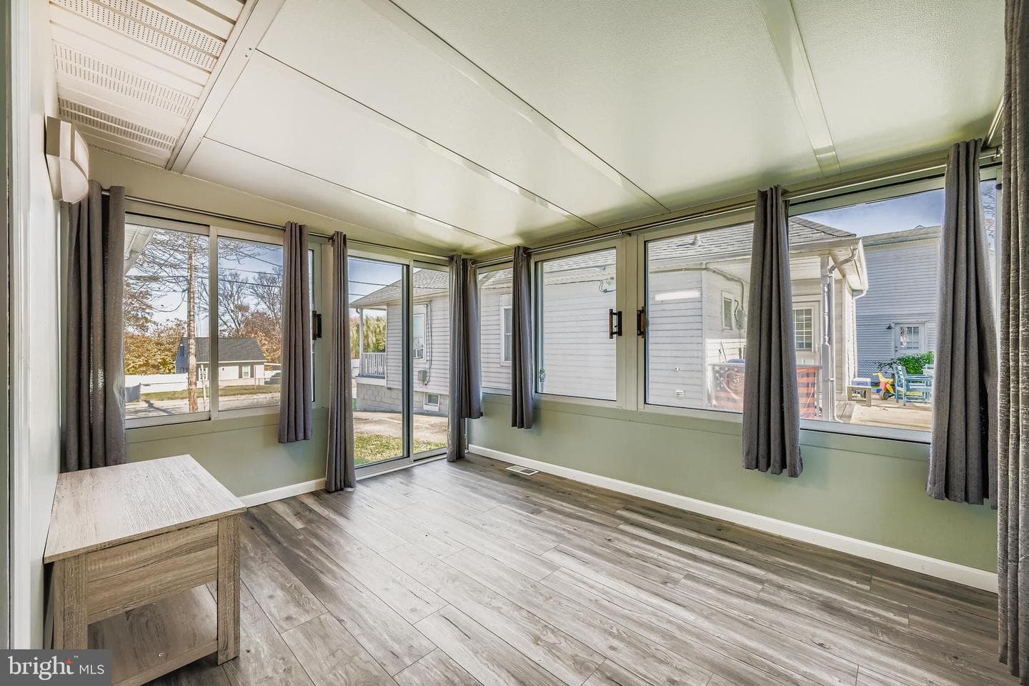 307 Montrose Avenue photo 21