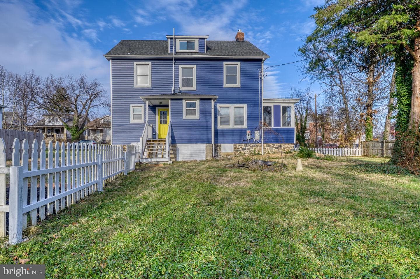 606 Aldershot Road photo 46
