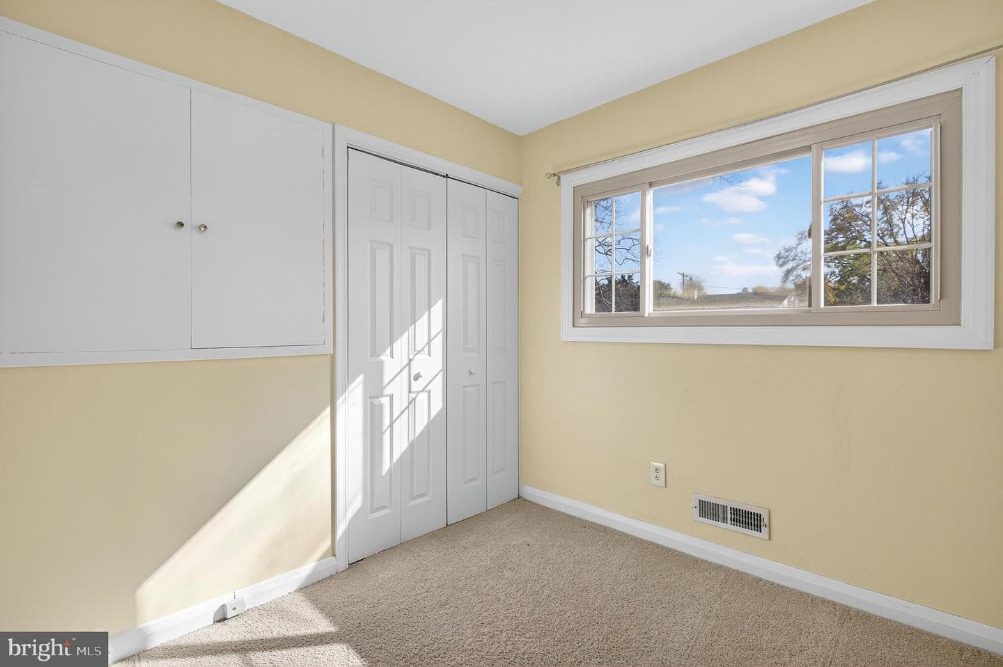 910 Prestwood Road photo 34