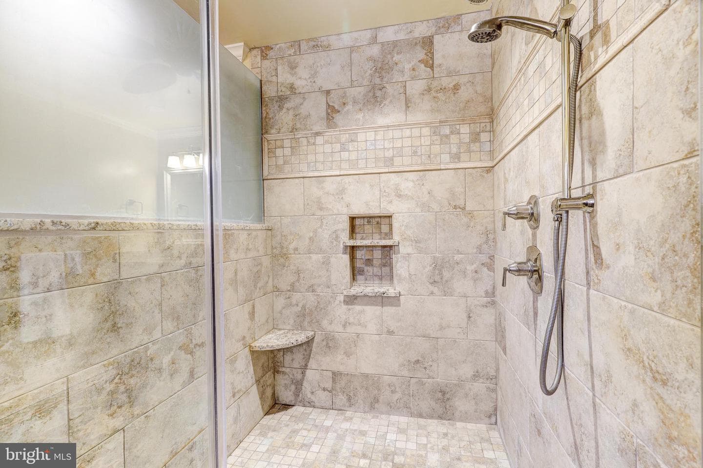 639 Strandhill Court photo 35