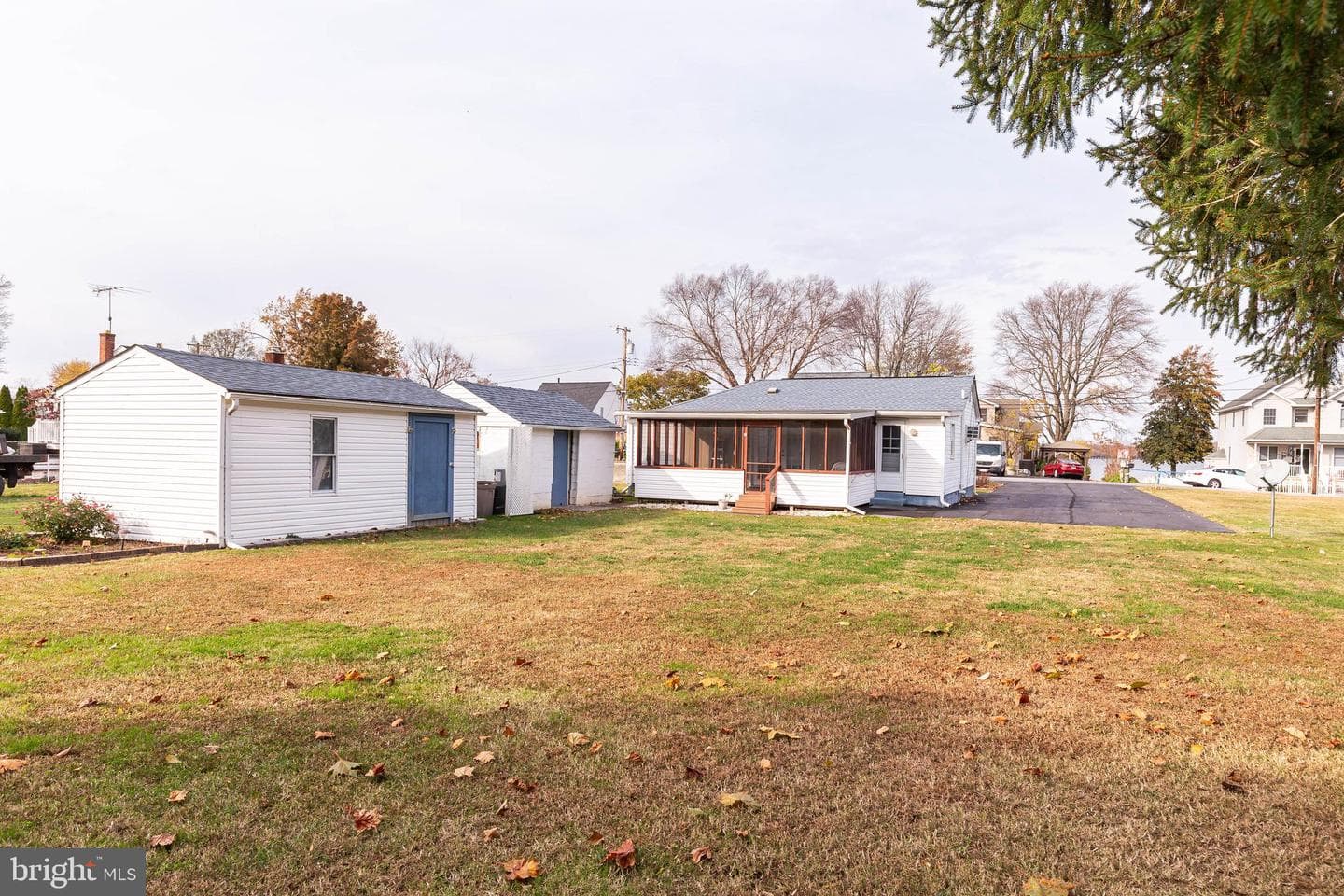 7231 Greenbank Road photo 10