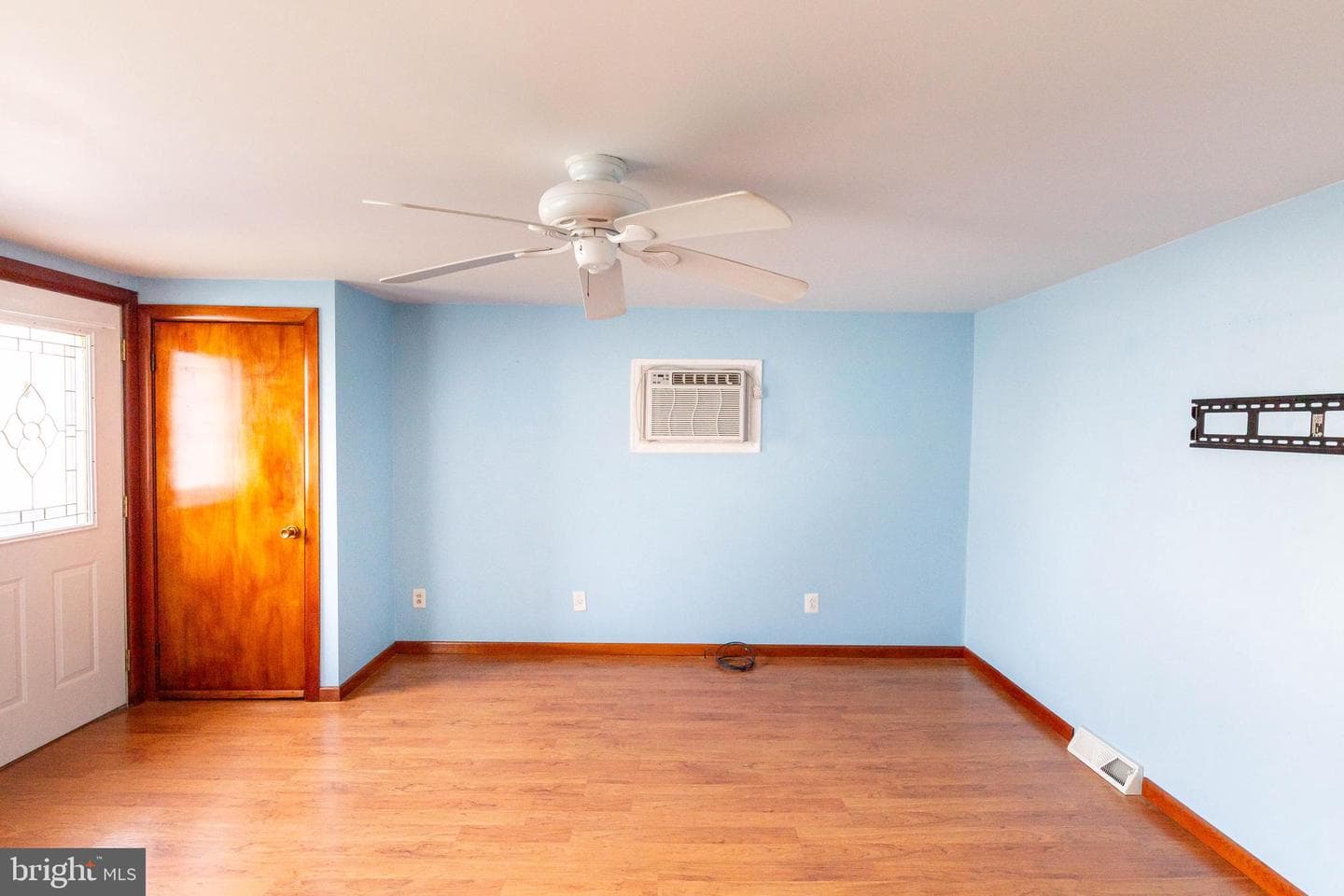 7231 Greenbank Road photo 36