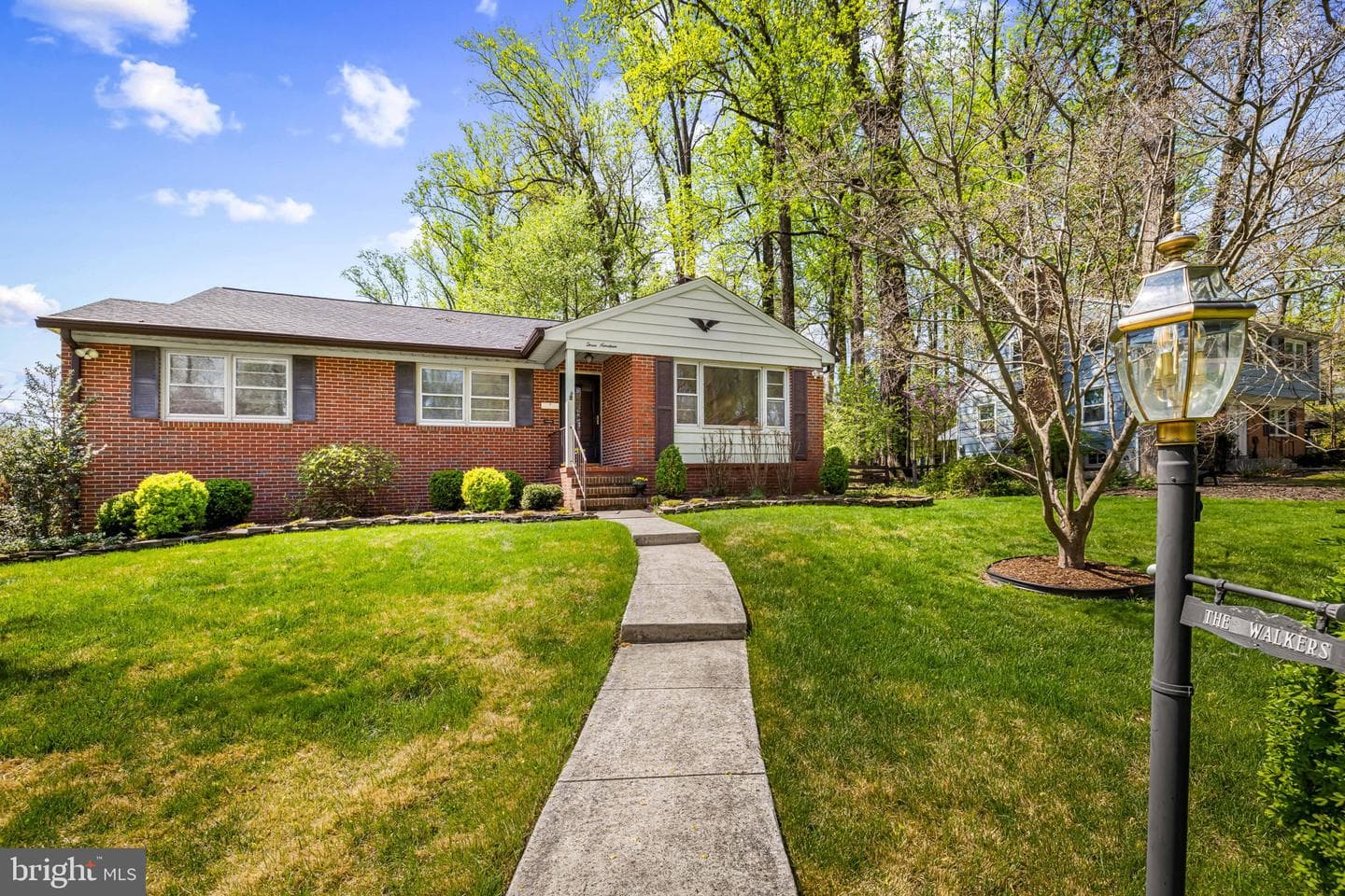 319 Gailridge Road photo 2