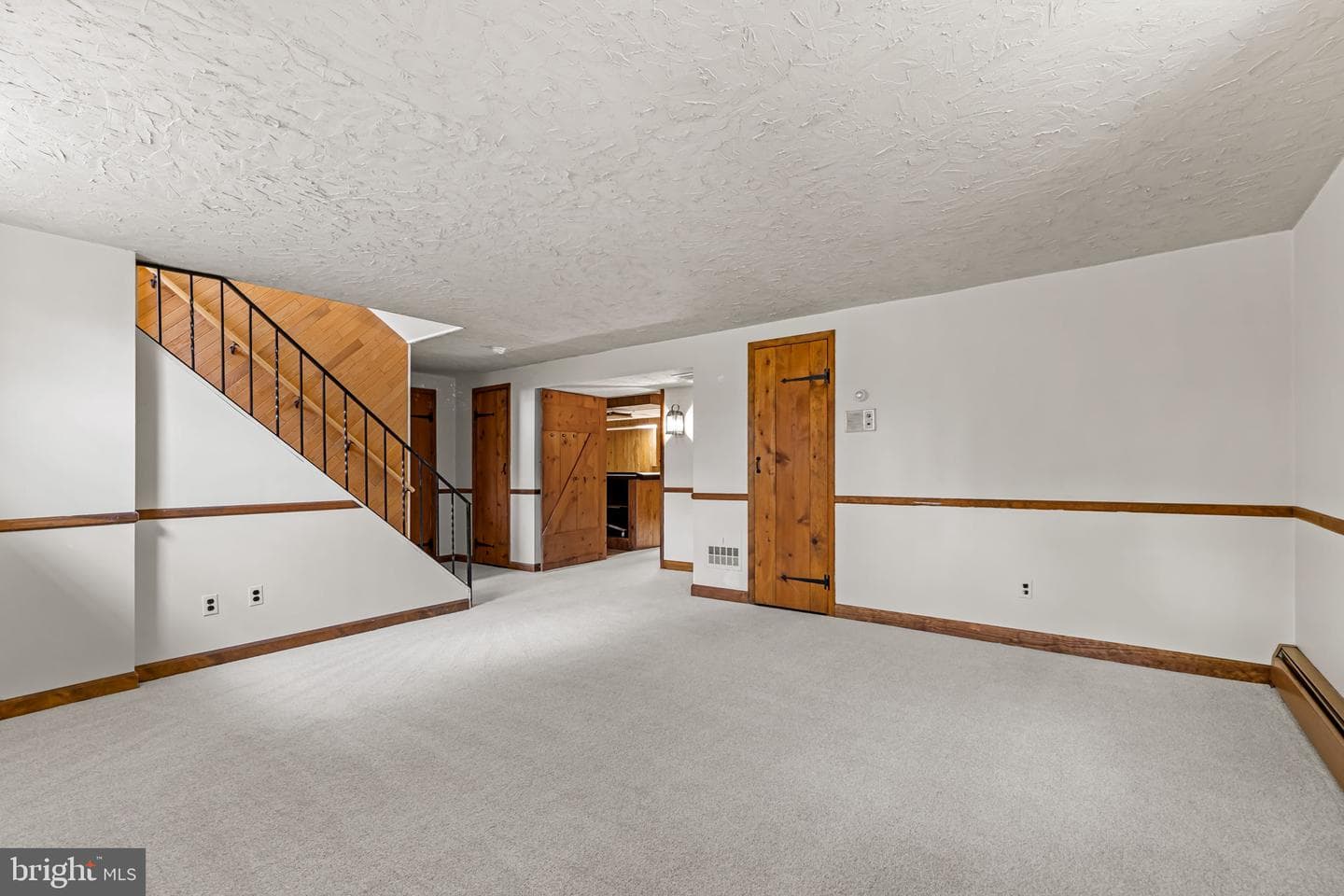 319 Gailridge Road photo 38