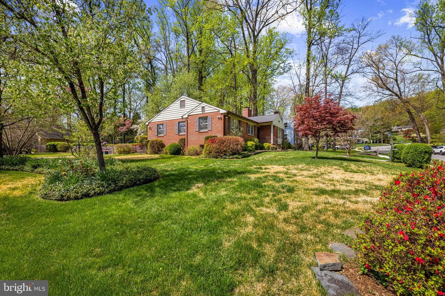 319 Gailridge Road photo 48