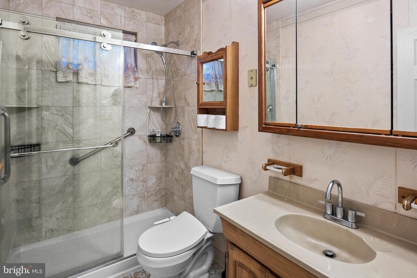 2305 Rockwell Avenue photo 23