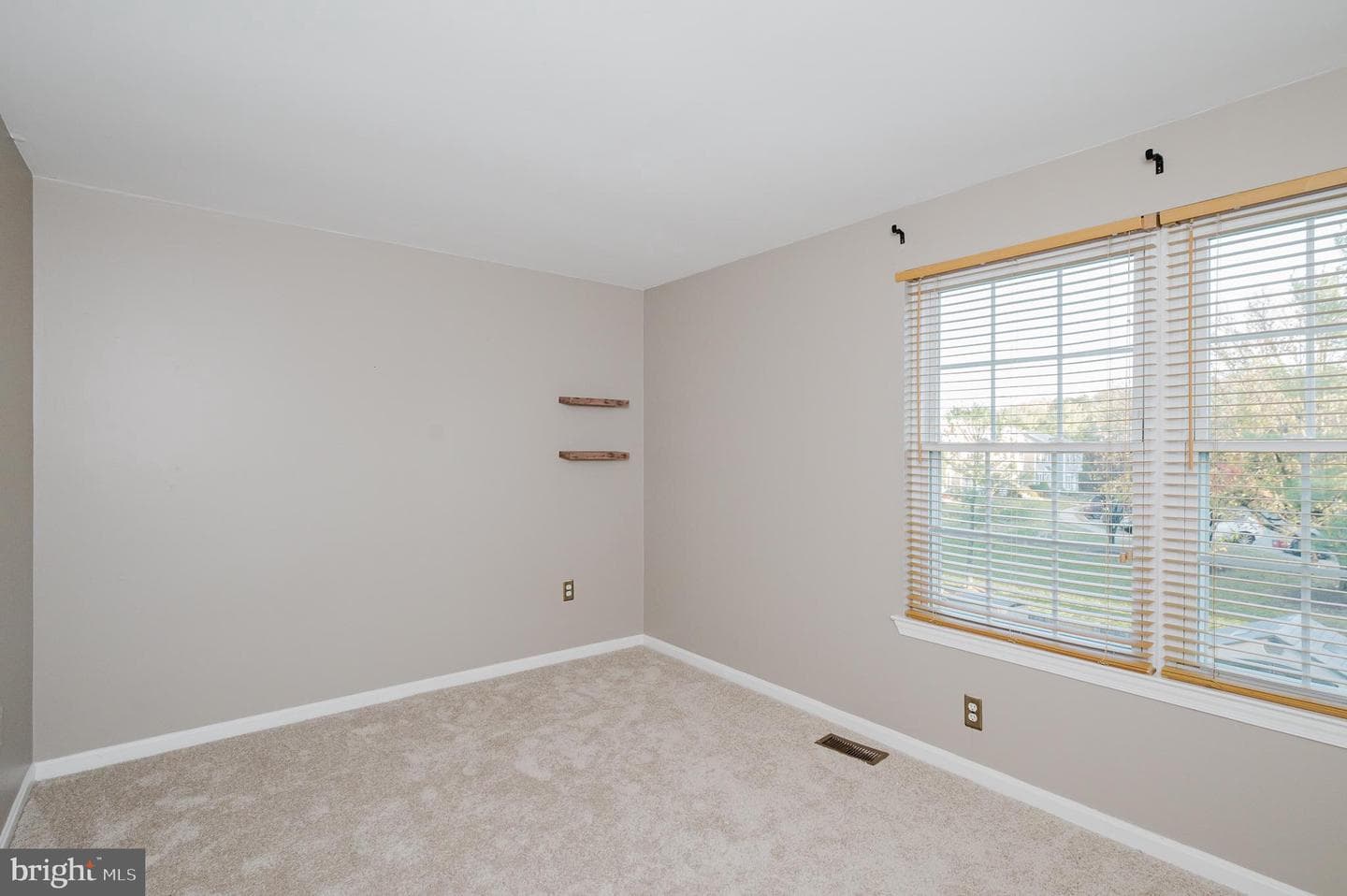 8819 Green Needle photo 16