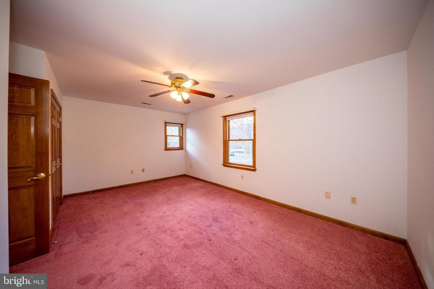 20 Glade Avenue photo 32