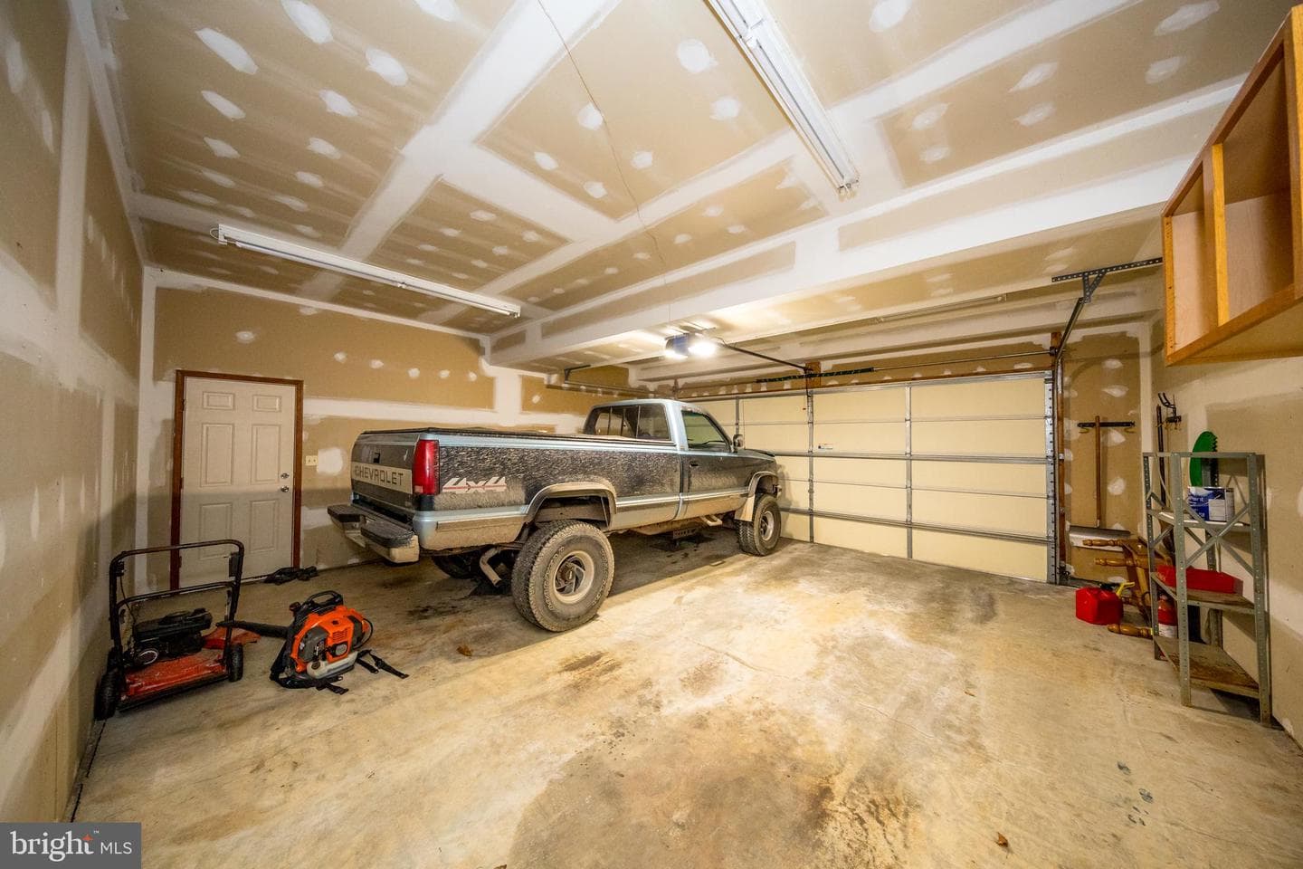 20 Glade Avenue photo 40