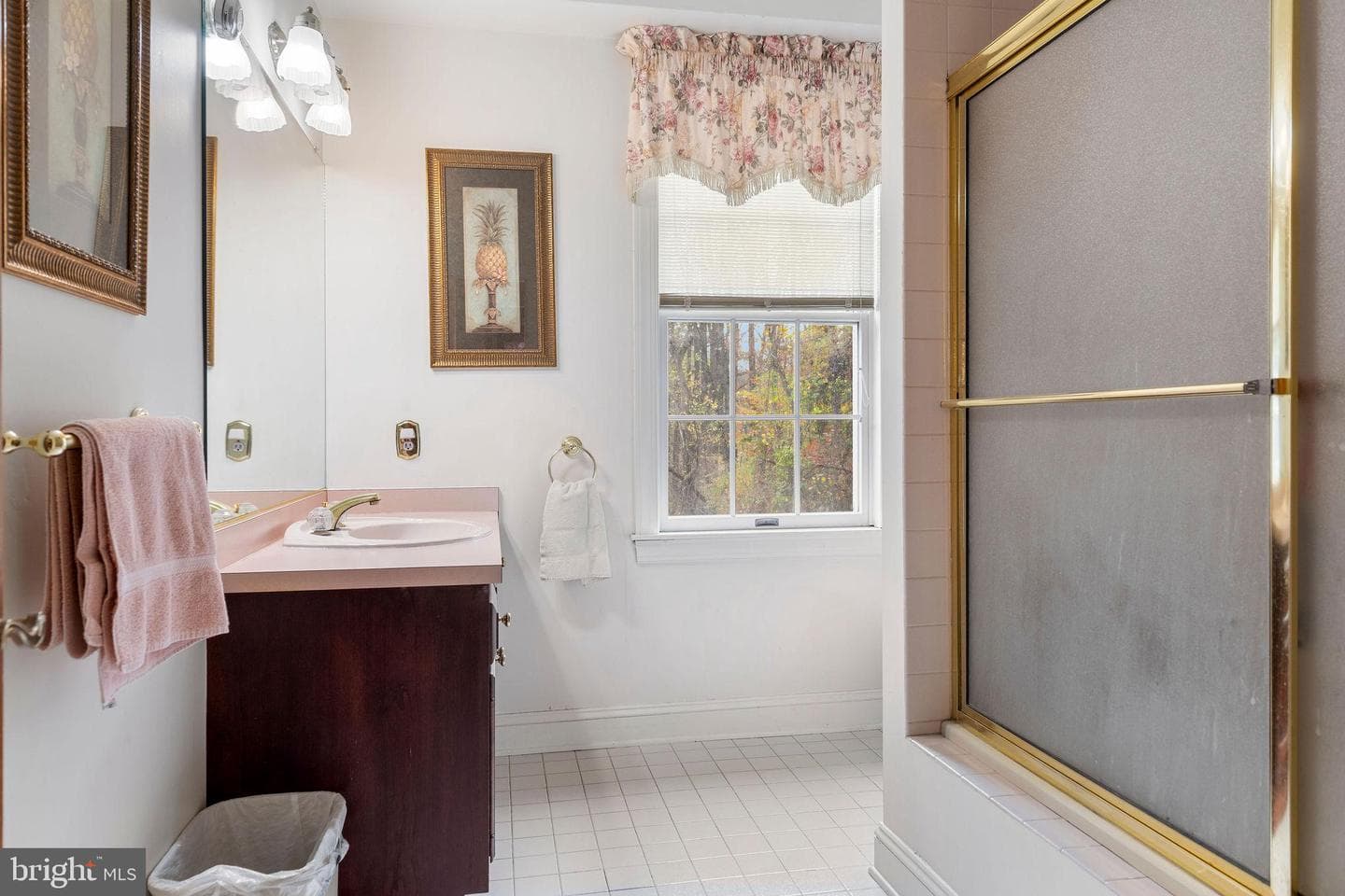 11 Glenberry Court photo 38