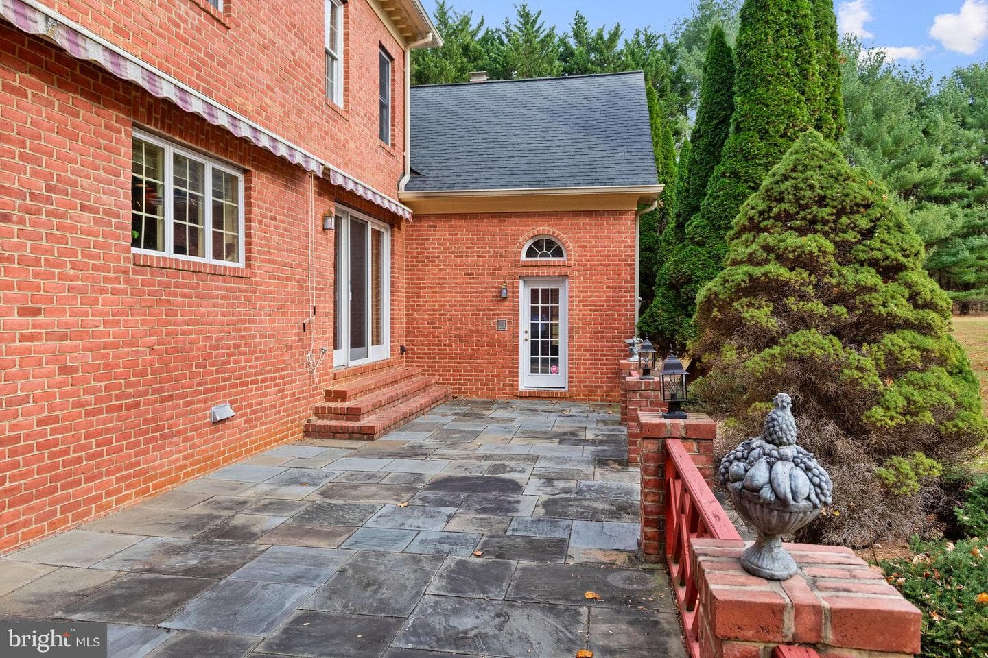 11 Glenberry Court photo 46