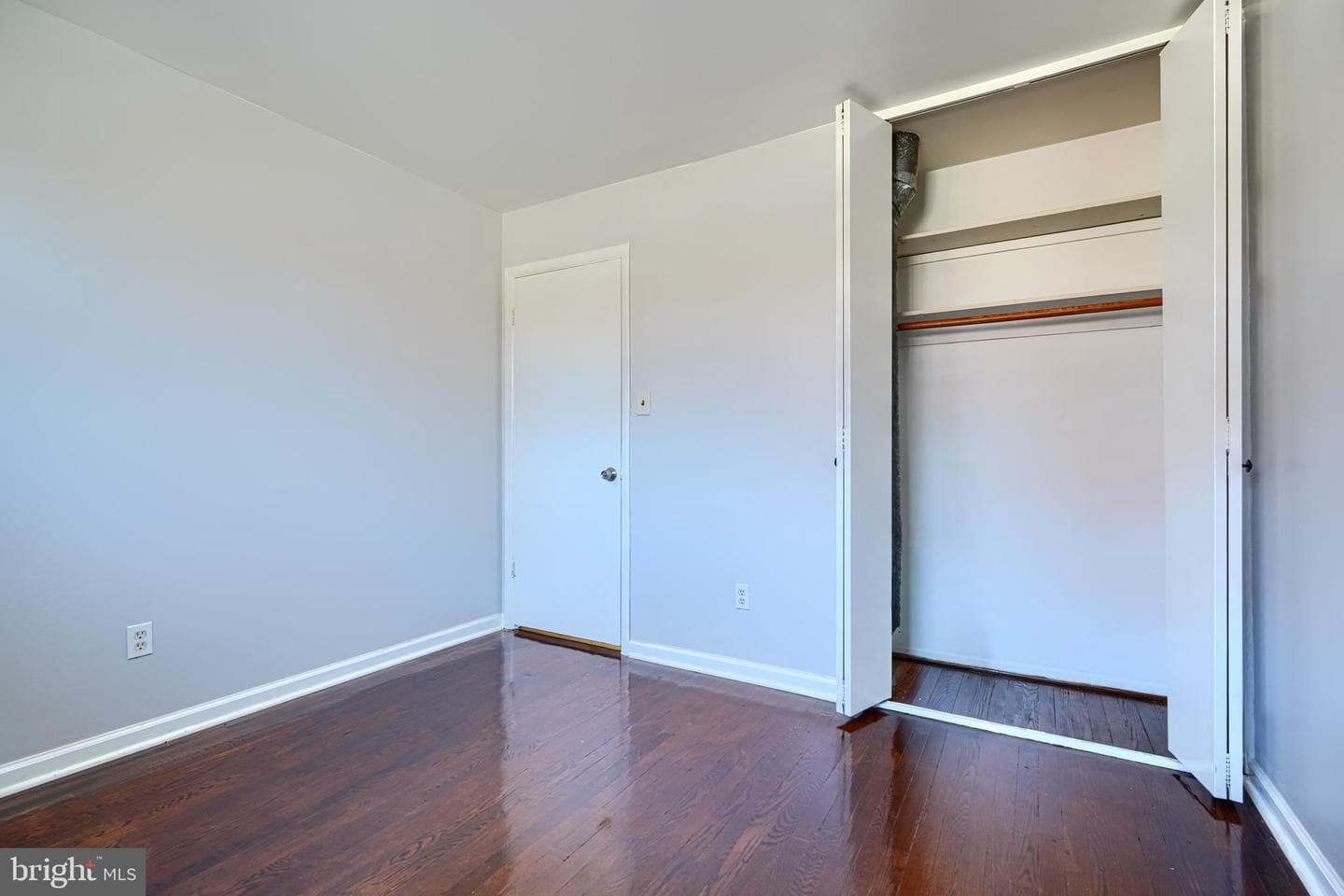 8316 Analee Avenue photo 19