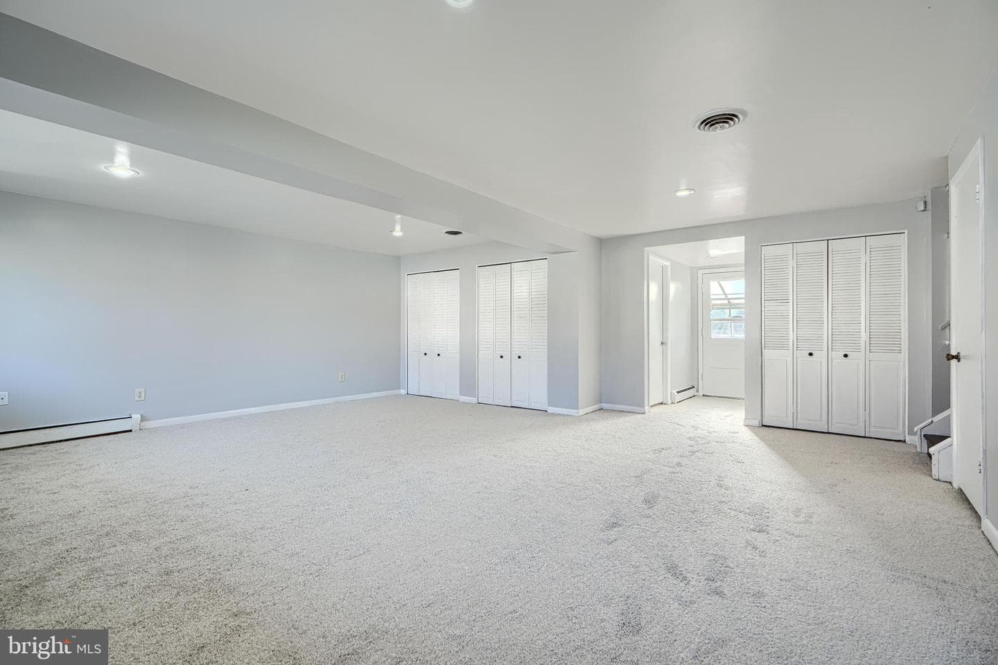 8316 Analee Avenue photo 3