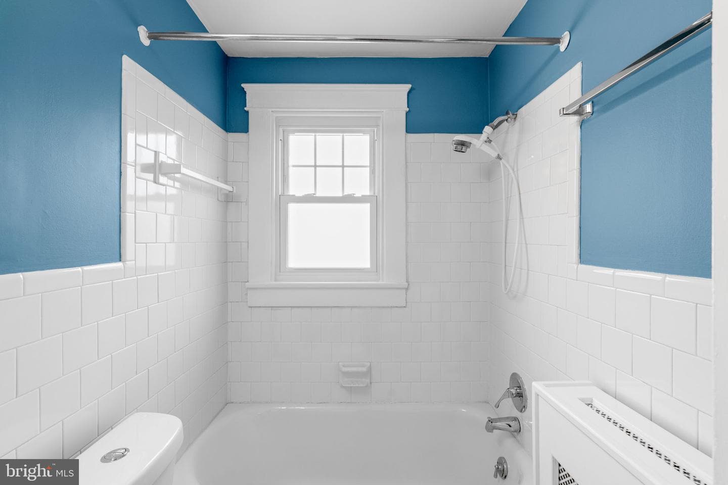112 Burke Avenue photo 34