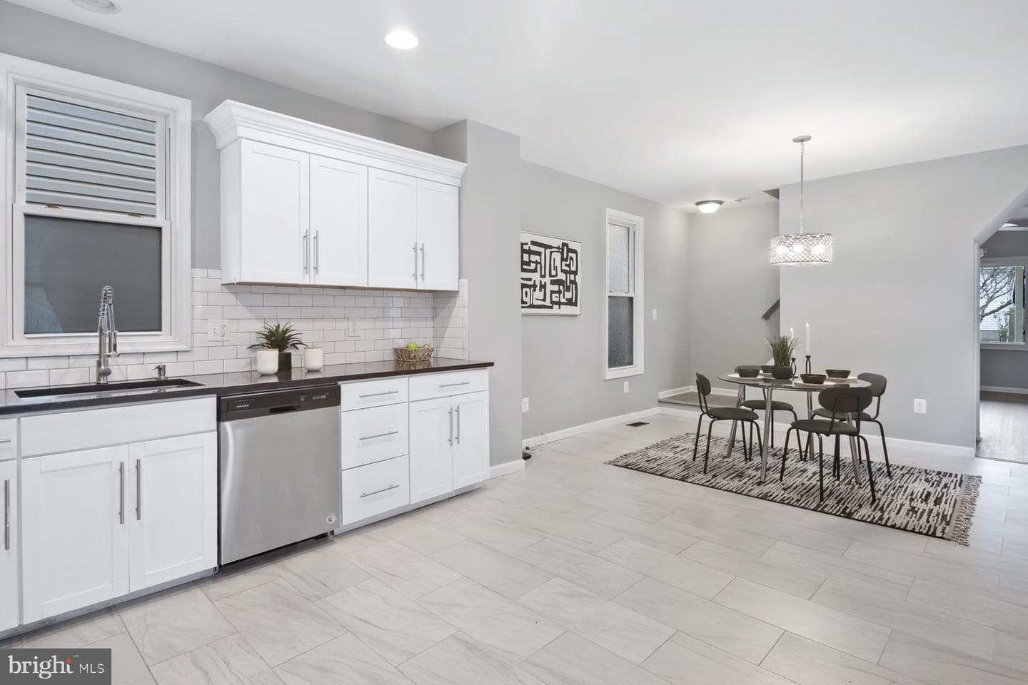 121 3rd Avenue photo 14
