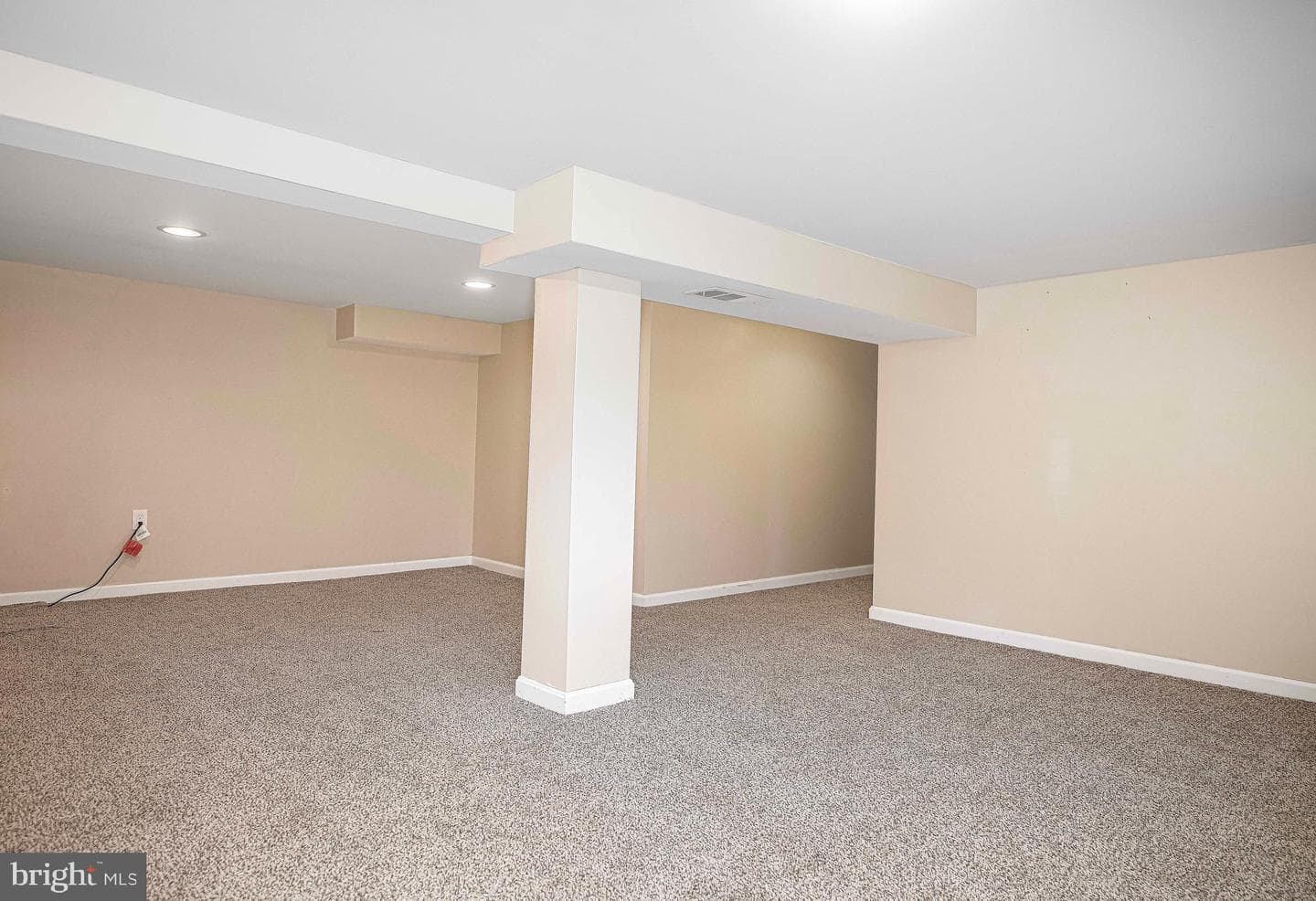 2808 Emerald photo 28