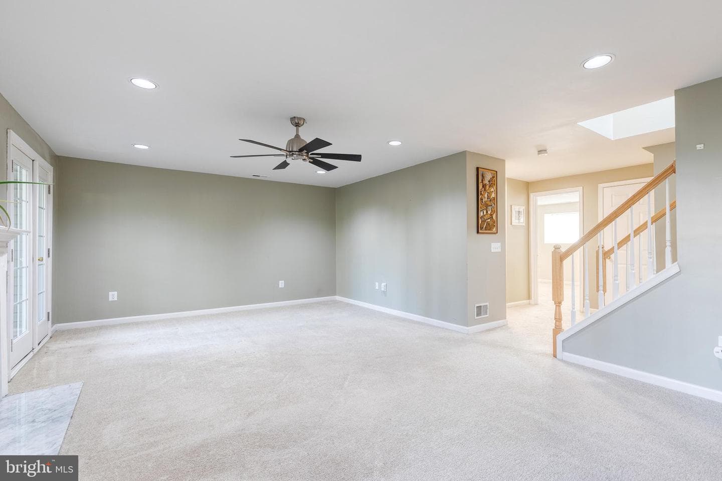 783 Leister Drive photo 32
