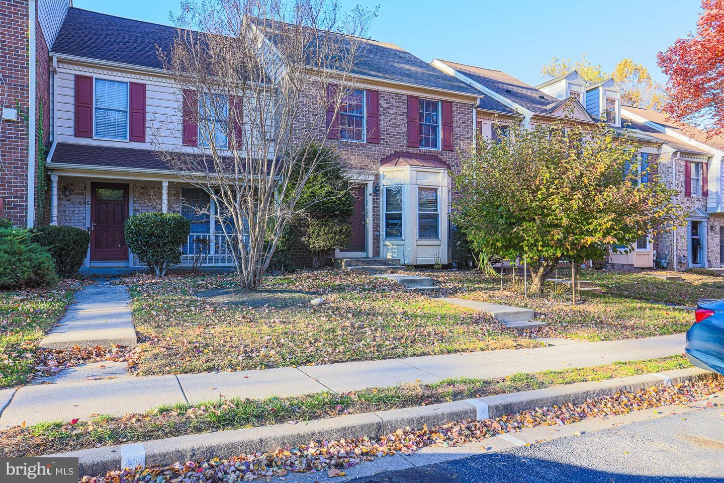 8 Greenshire Lane photo 2