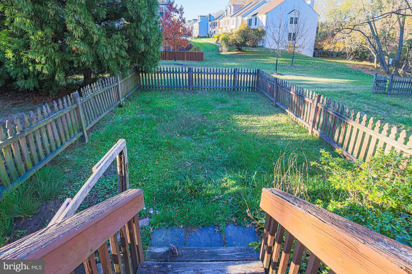 8 Greenshire Lane photo 28