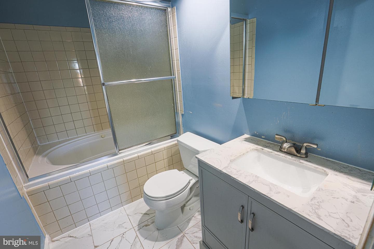 8 Greenshire Lane photo 46