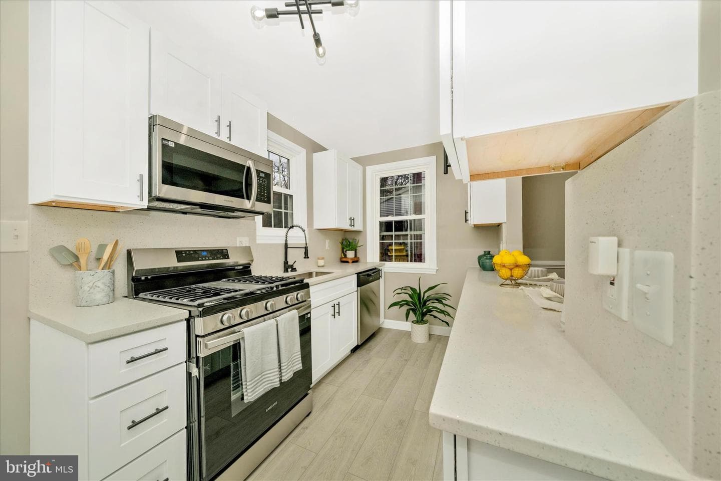 4 N Belle Grove Road photo 12
