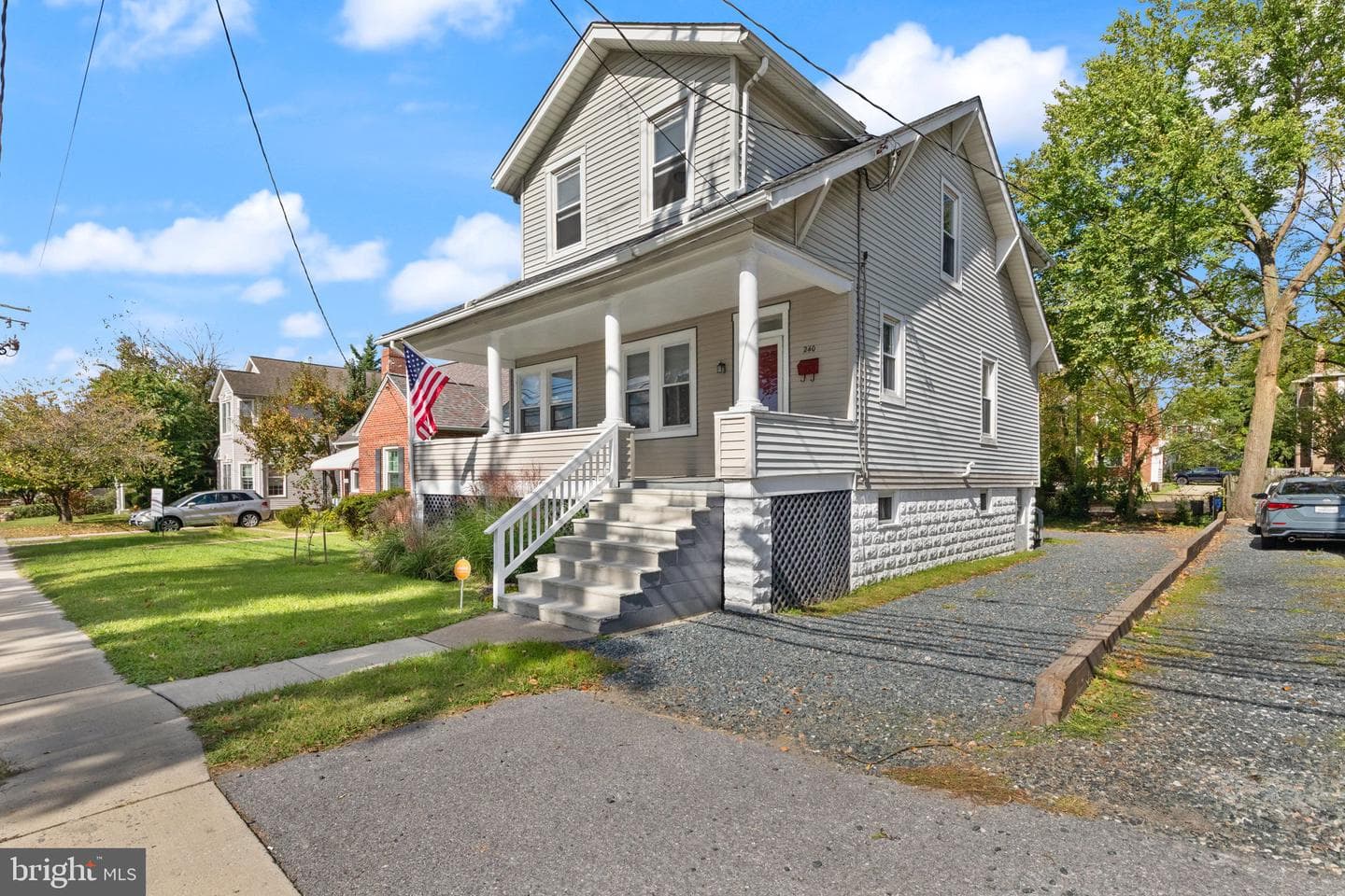 240 Burke Avenue photo 1