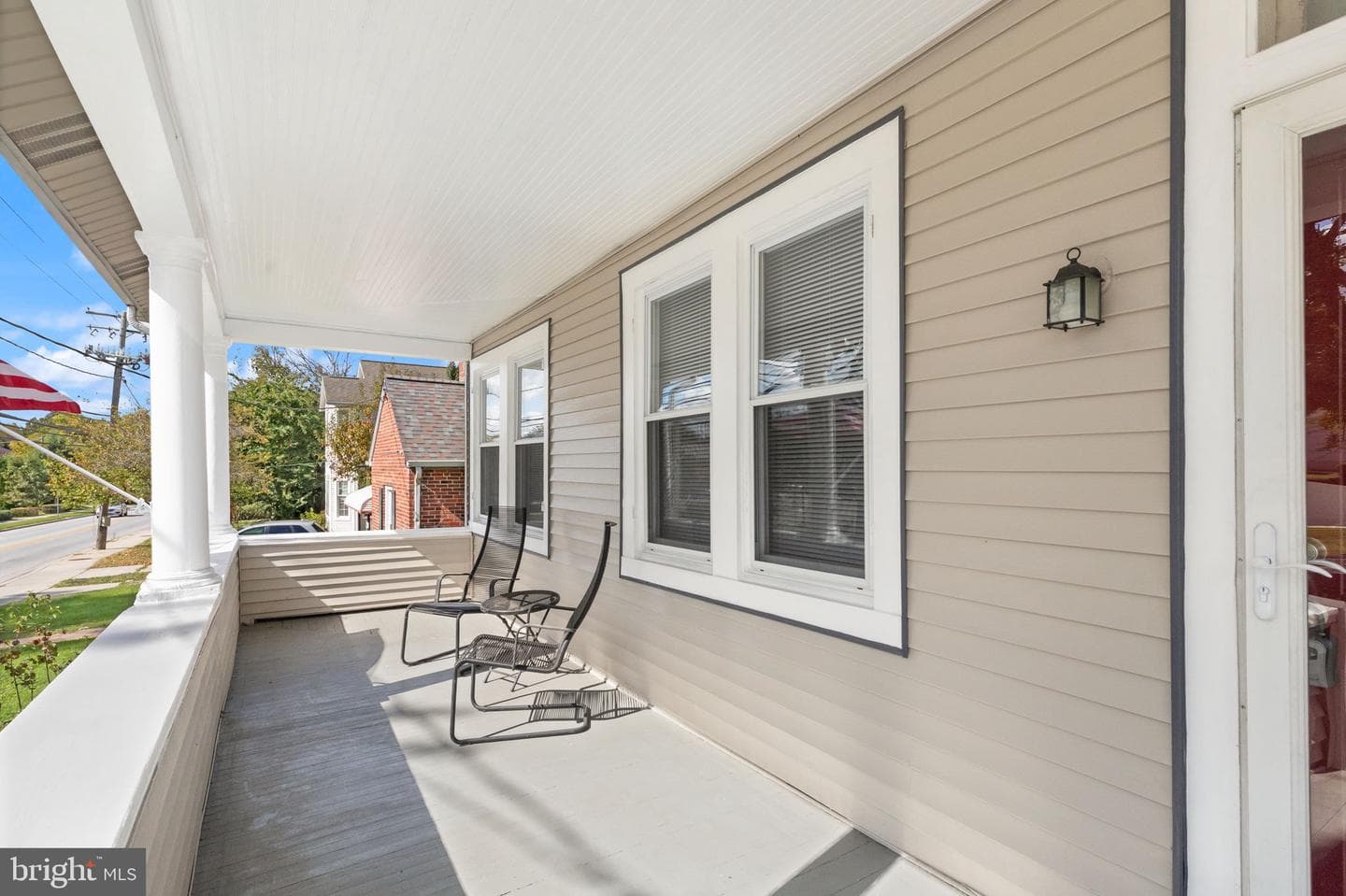 240 Burke Avenue photo 2