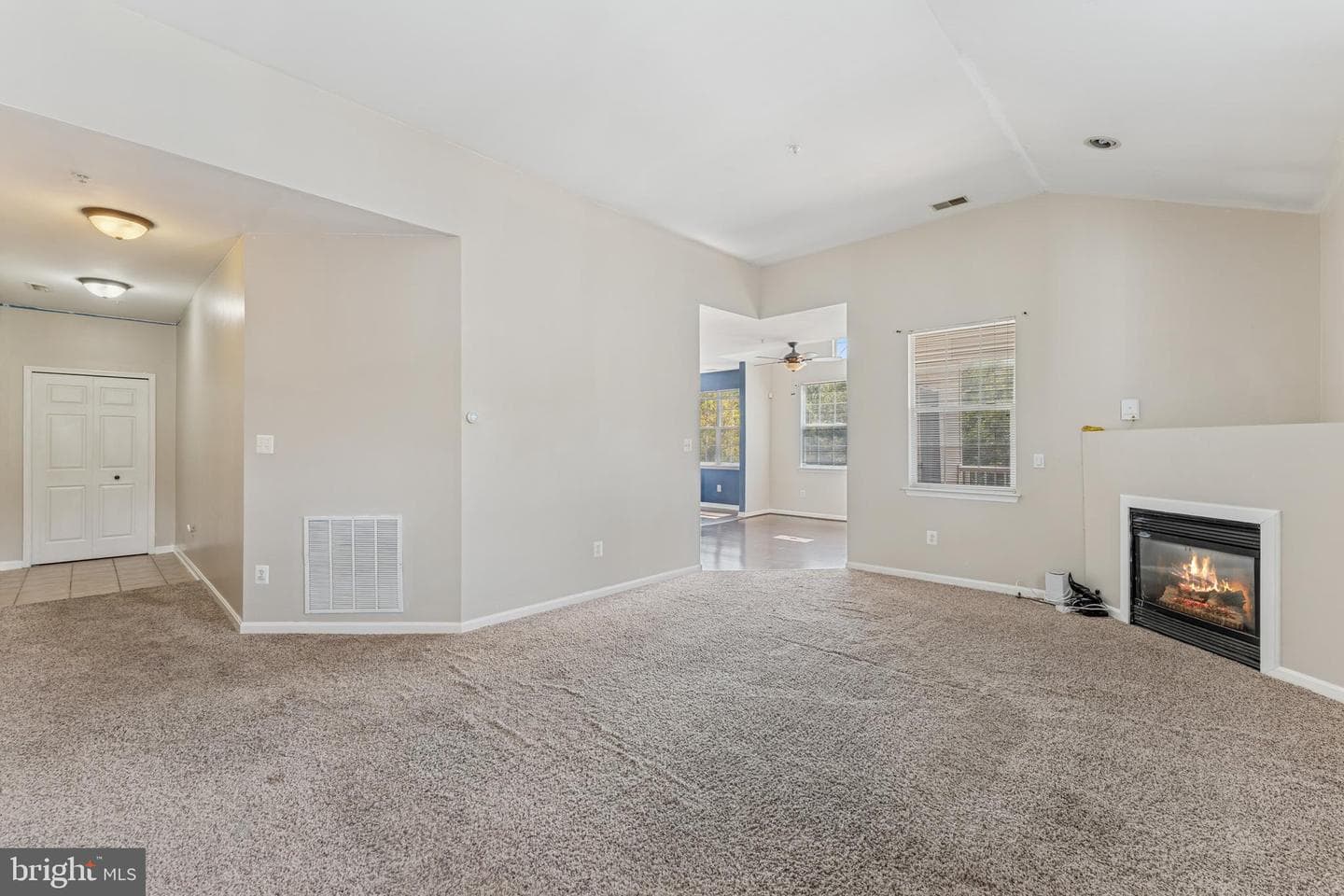 5002 Hollington Drive #301 photo 4
