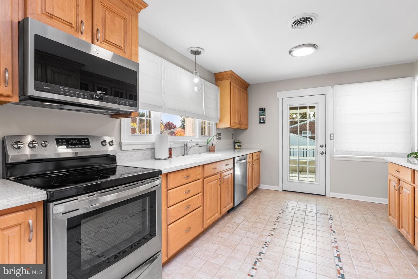 9504 Buckhorn Road photo 12