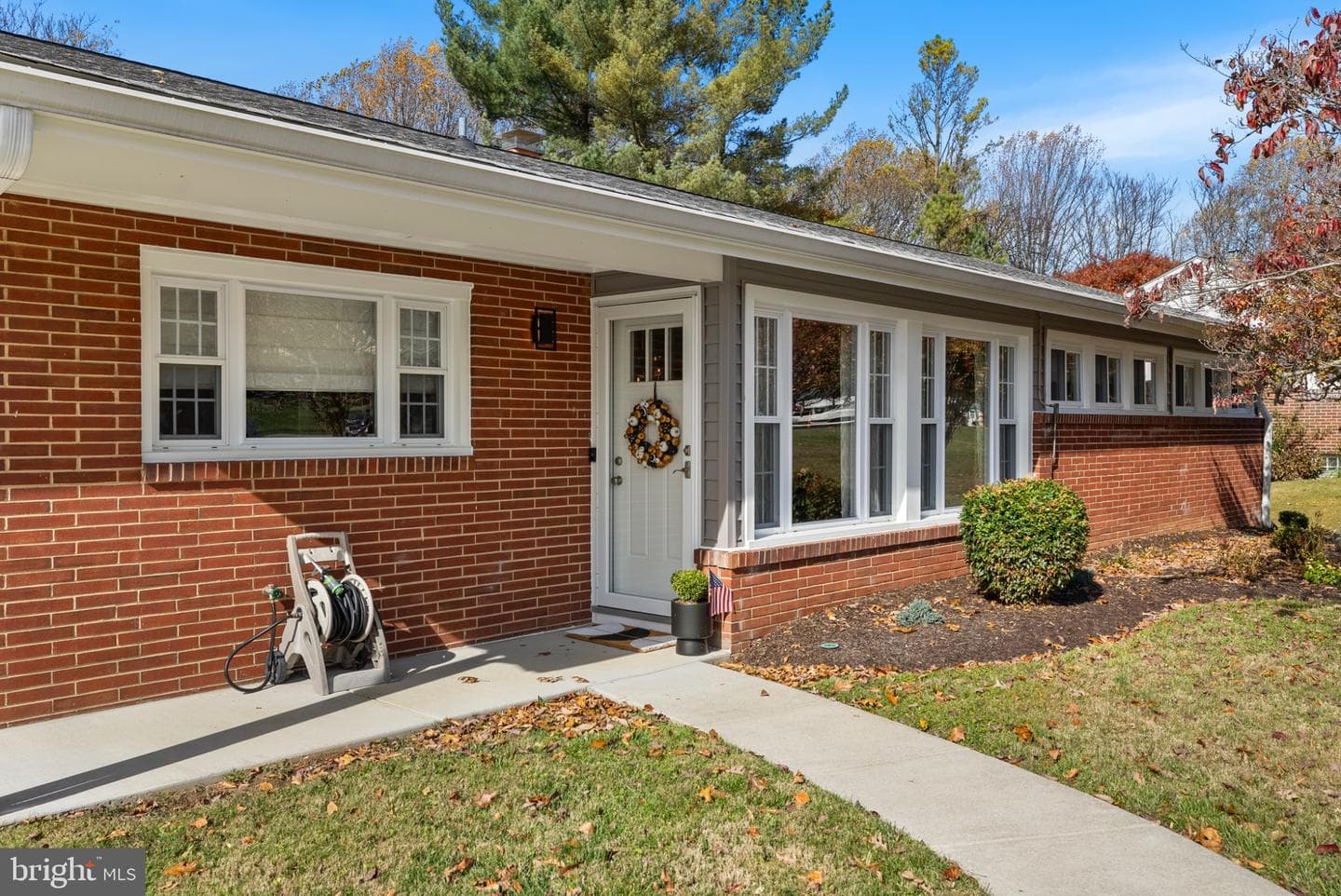 9504 Buckhorn Road photo 3