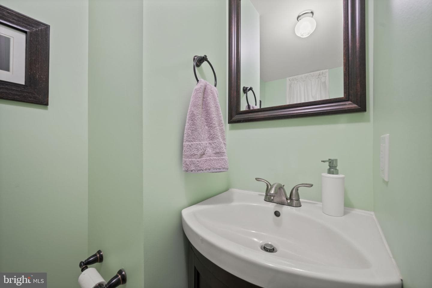 36 Darrow photo 31