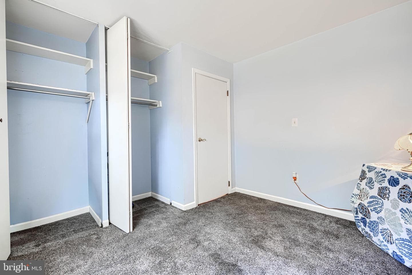 215 Greenview Avenue photo 16