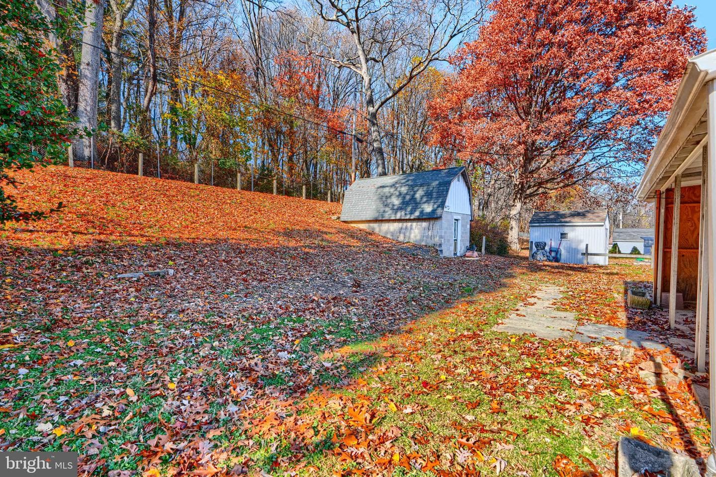 215 Greenview Avenue photo 21