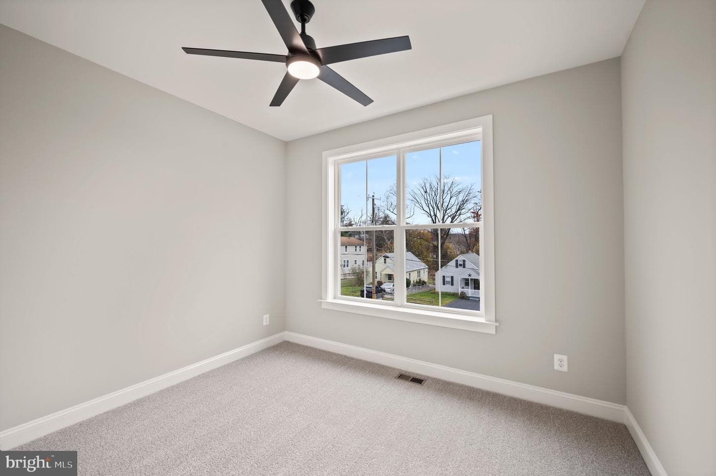 9436 Ridgely Avenue photo 28