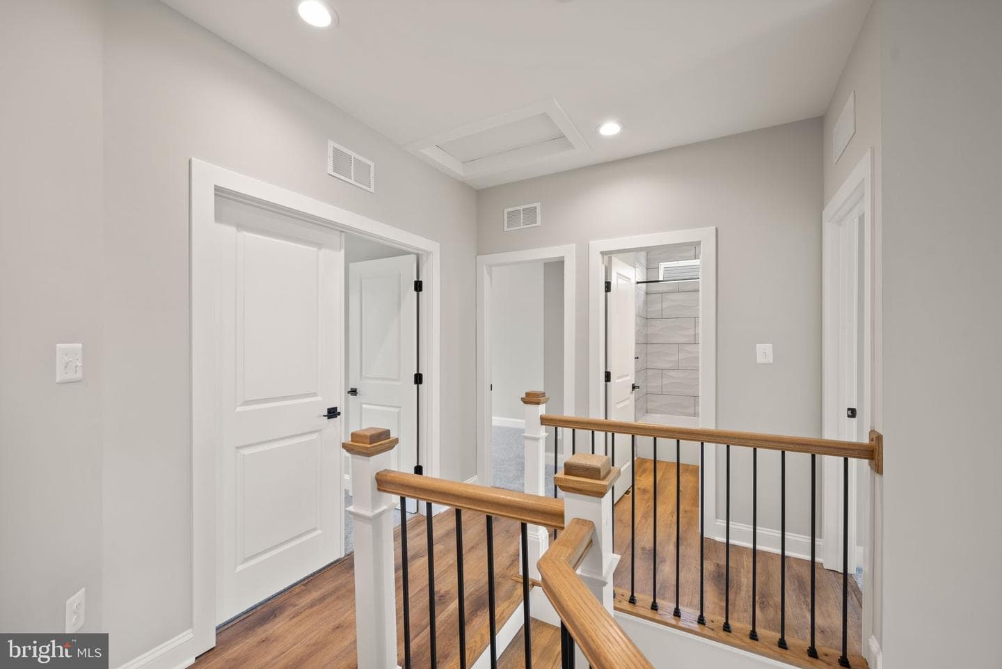 9436 Ridgely Avenue photo 32