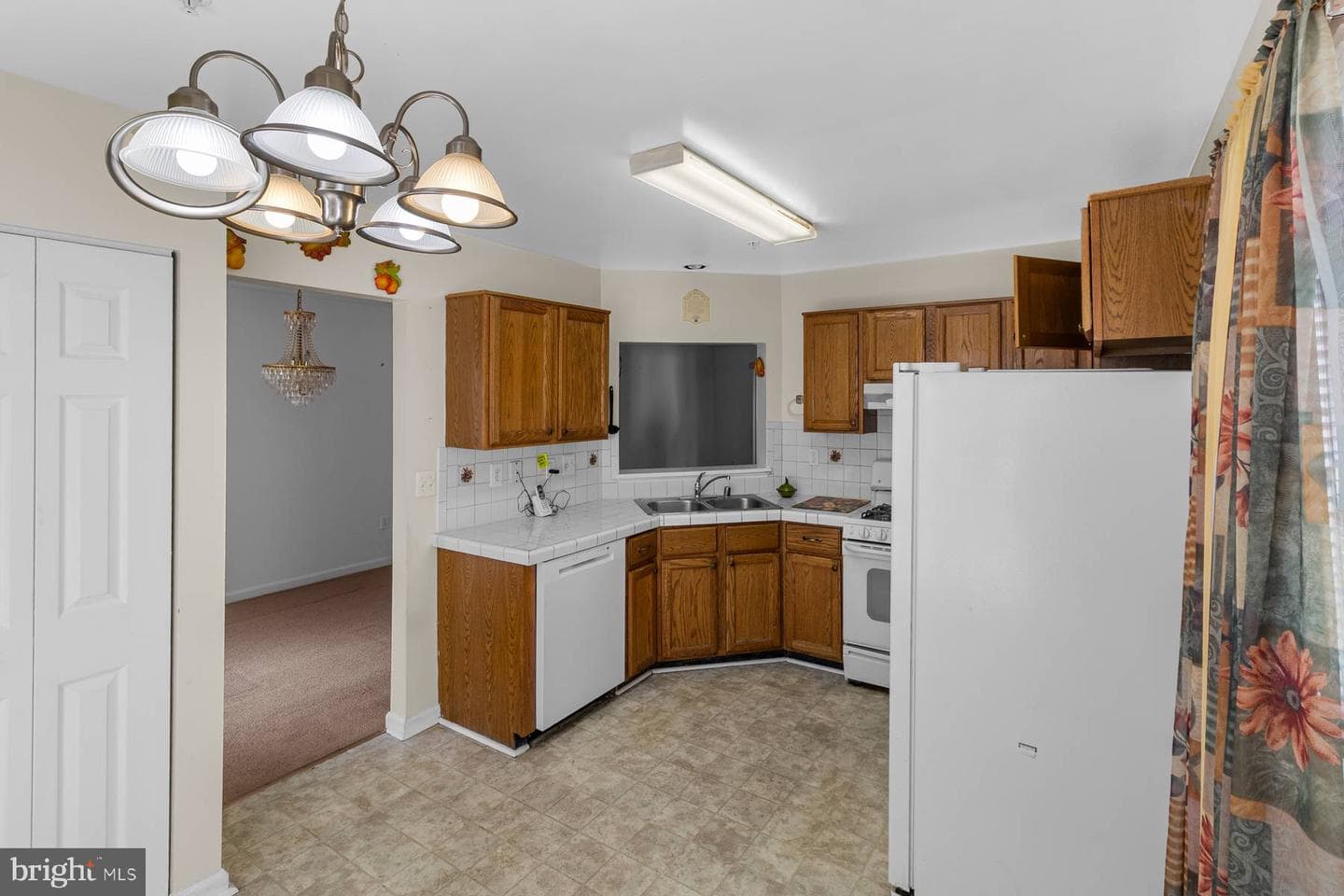 7527 Maury photo 22
