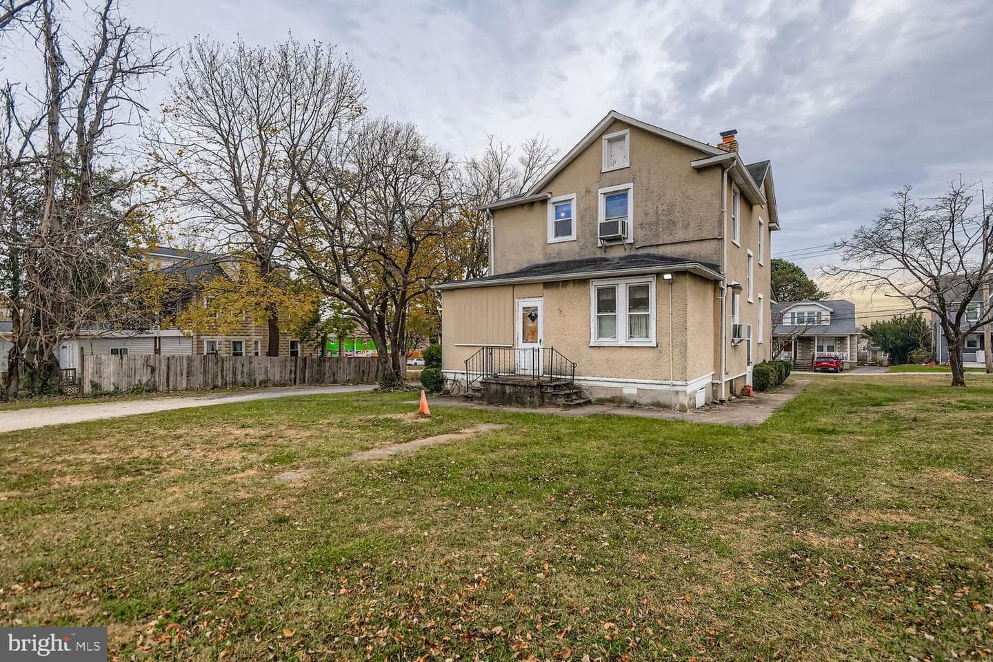 4514 Kenwood Avenue photo 18